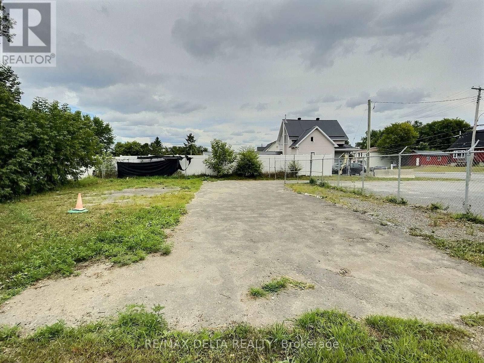 1695 Landry Road, Clarence-Rockland, Ontario  K0A 1N0 - Photo 12 - X12318241