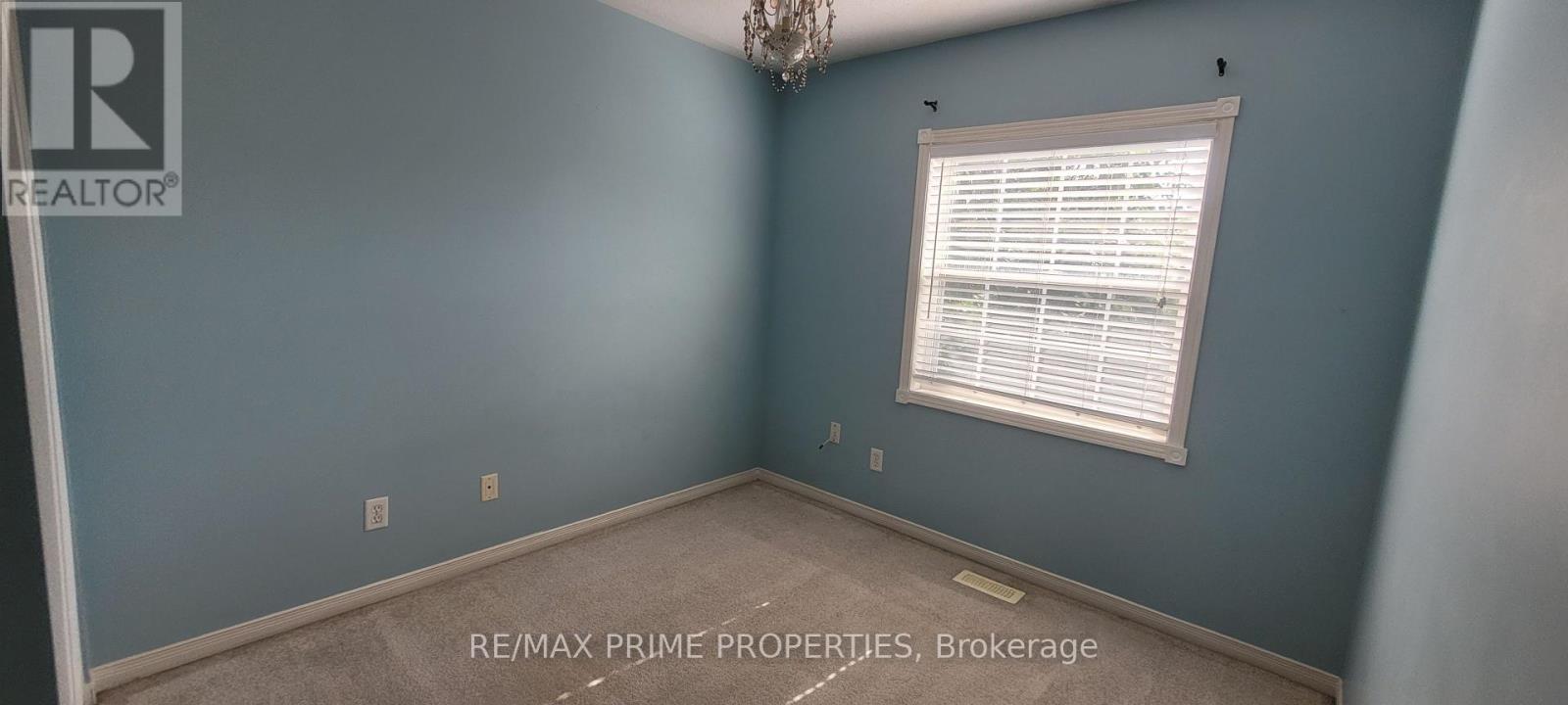 124 Glasgow Crescent, Georgina, Ontario  L4P 4B1 - Photo 11 - N12307685