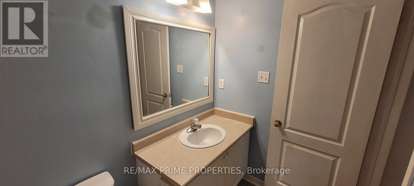 124 Glasgow Crescent, Georgina, Ontario  L4P 4B1 - Photo 12 - N12307685
