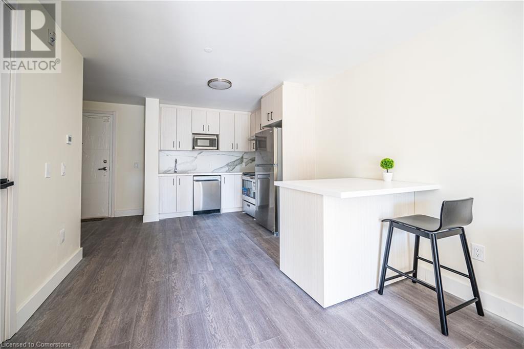 316 Batavia Place Unit# D, Waterloo, Ontario  N2L 3W2 - Photo 5 - 40756468