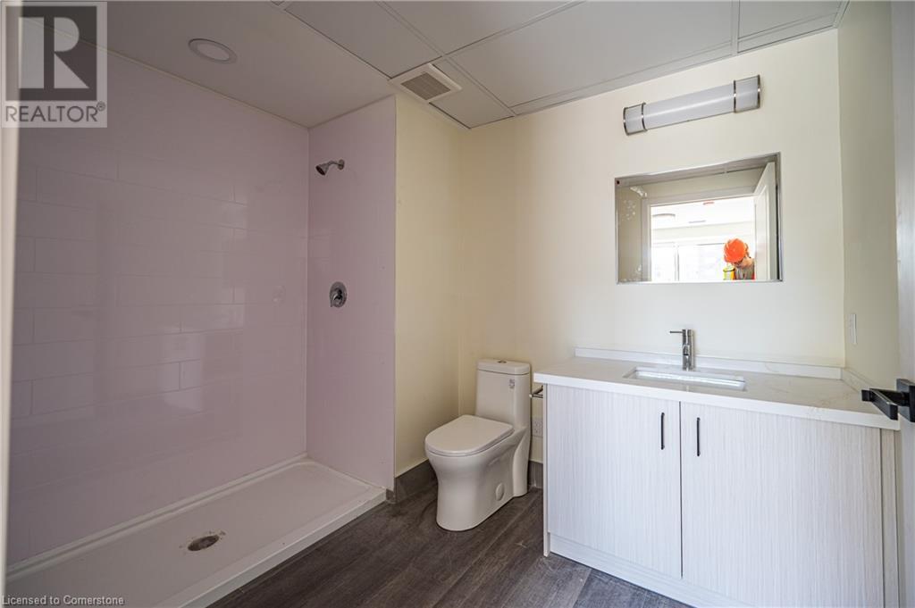 316 Batavia Place Unit# D, Waterloo, Ontario  N2L 3W2 - Photo 8 - 40756468