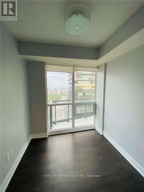2102 - 30 Roehampton Avenue, Toronto, Ontario  M4P 0B9 - Photo 11 - C12313274