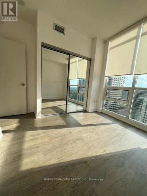 2102 - 30 Roehampton Avenue, Toronto, Ontario  M4P 0B9 - Photo 6 - C12313274