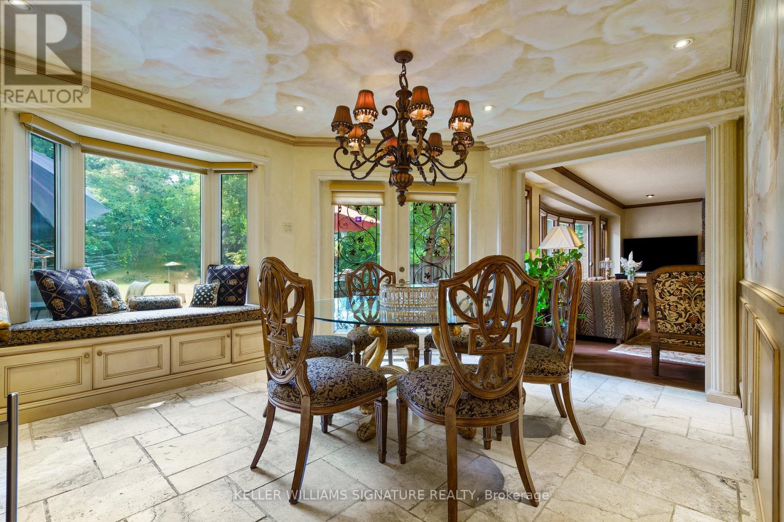 4334 Wellsborough Place, Mississauga, Ontario  L5M 3J4 - Photo 10 - W12310538