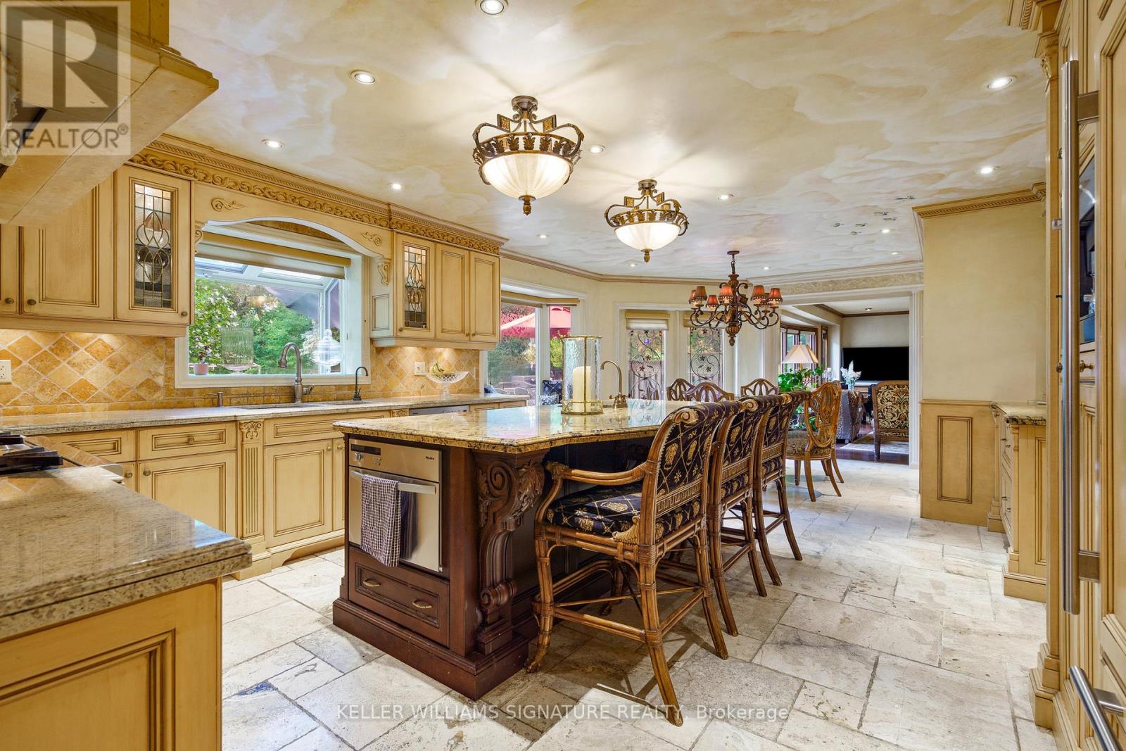 4334 Wellsborough Place, Mississauga, Ontario  L5M 3J4 - Photo 12 - W12310538