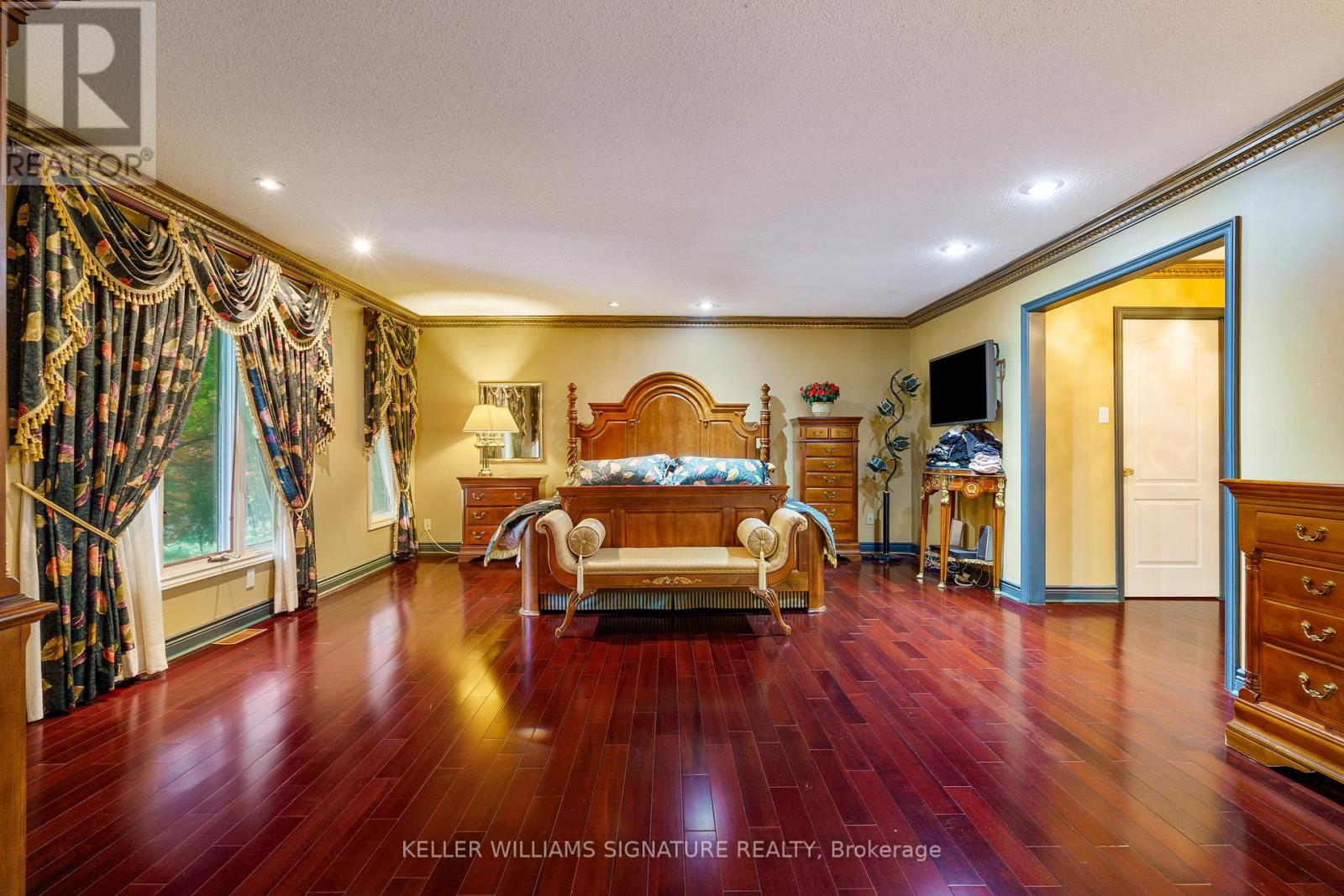 4334 Wellsborough Place, Mississauga, Ontario  L5M 3J4 - Photo 23 - W12310538