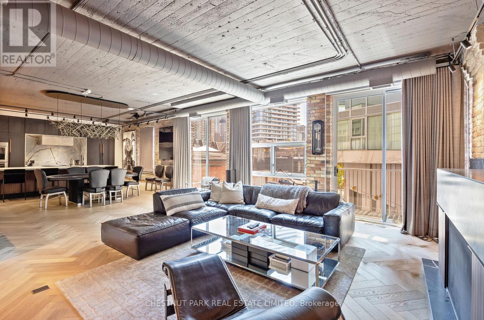 Property at 201 - 113 DUPONT STREET image 1
