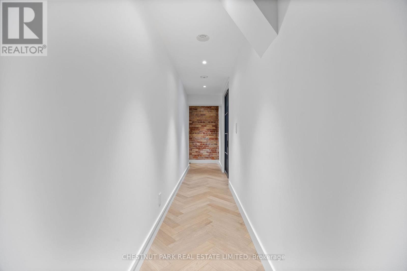201 - 113 Dupont Street, Toronto, Ontario  M5R 1V4 - Photo 36 - C12318205