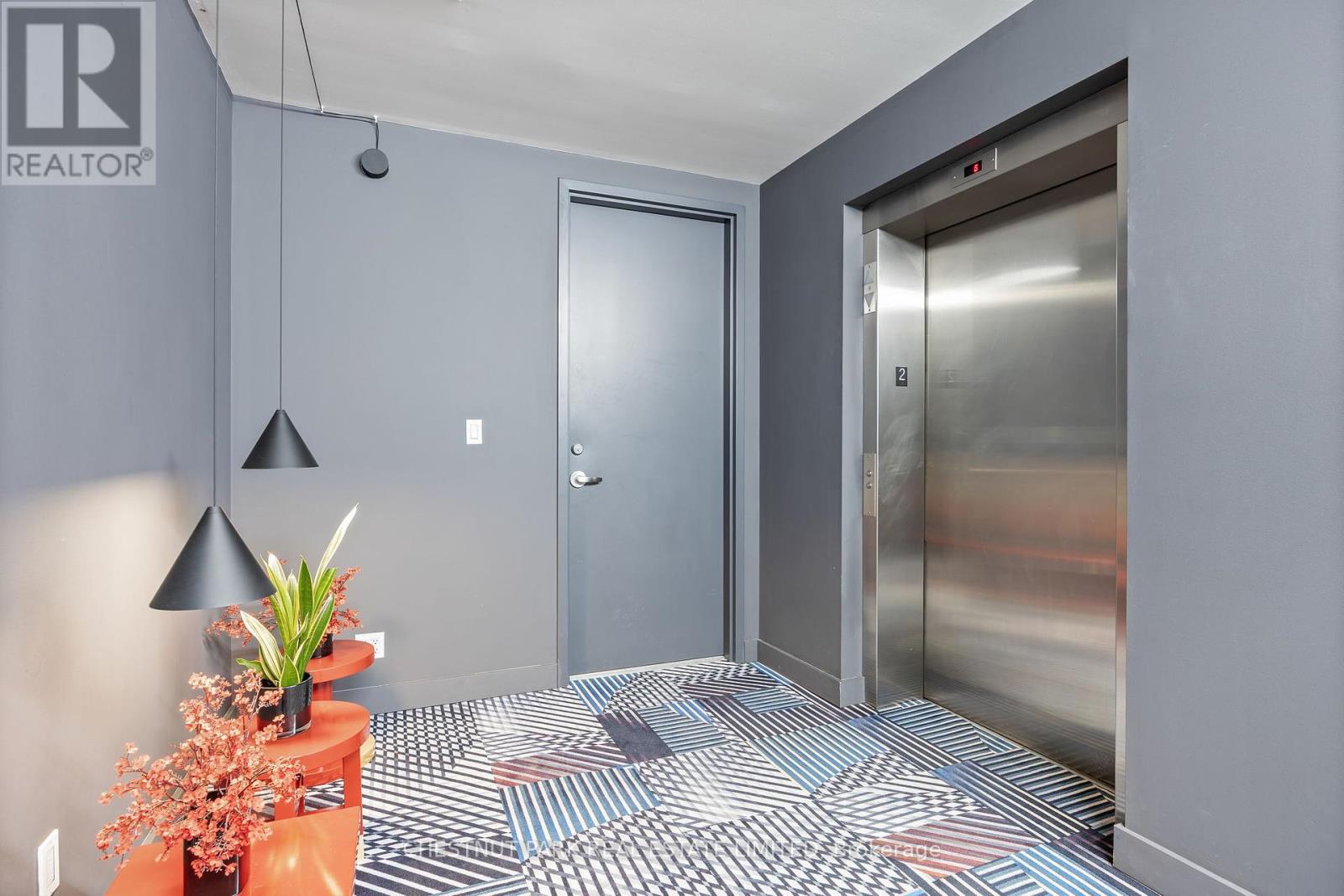 201 - 113 Dupont Street, Toronto, Ontario  M5R 1V4 - Photo 6 - C12318205