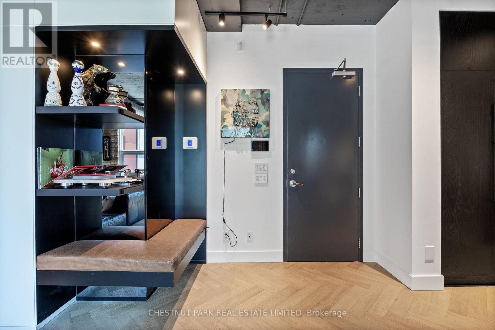 201 - 113 Dupont Street, Toronto, Ontario  M5R 1V4 - Photo 8 - C12318205