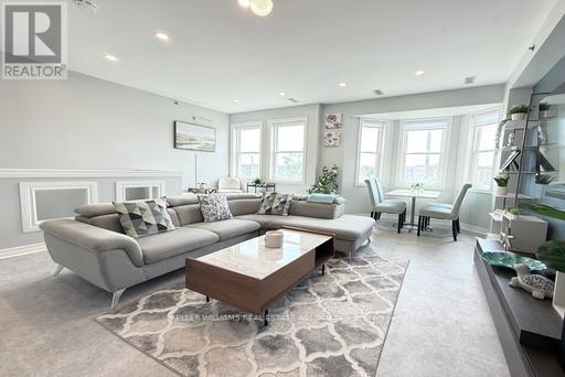 Property at 15 - 760 LAWRENCE AVENUE W image 1