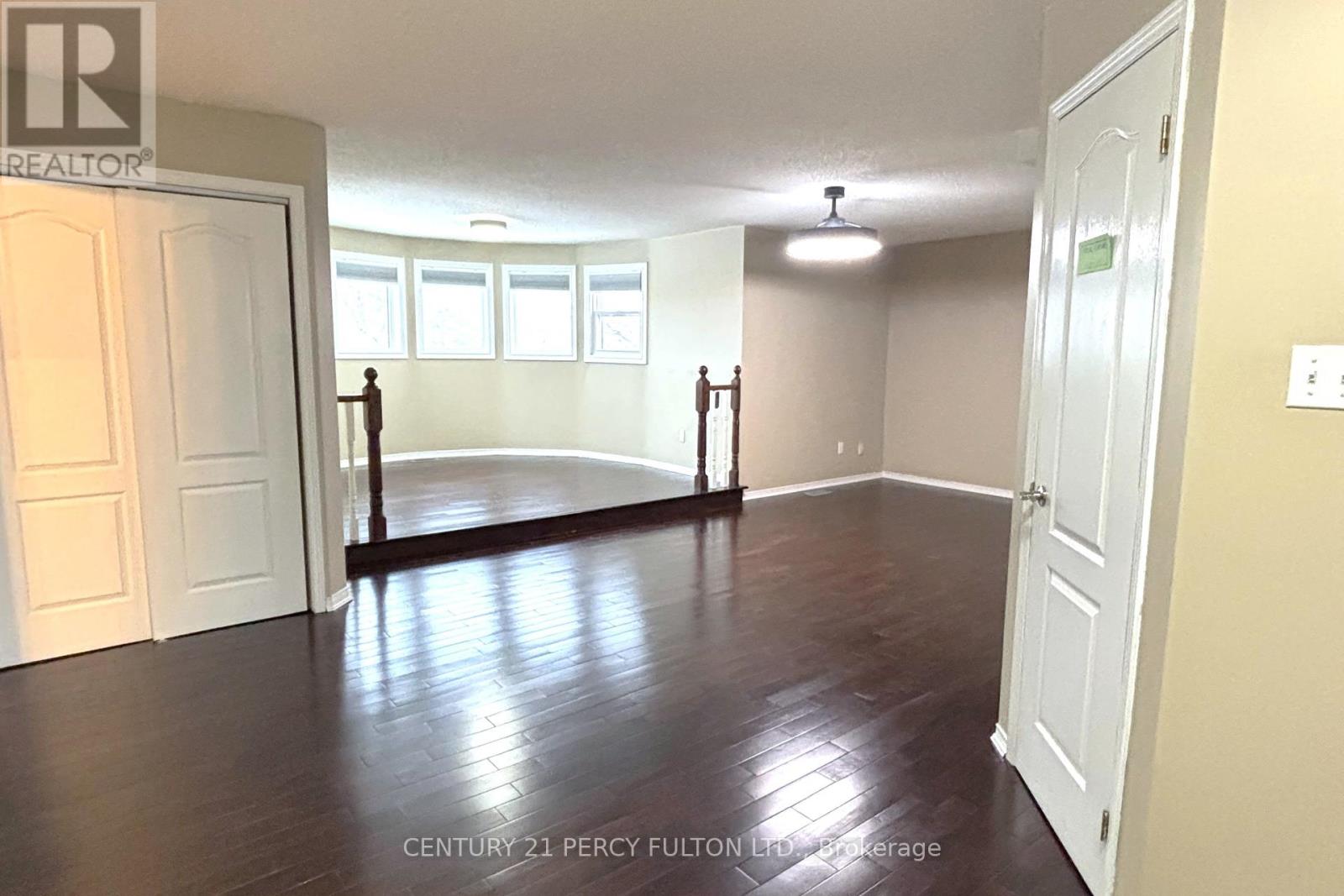 54 Cityview Circle, Barrie, Ontario  L4N 7V1 - Photo 21 - S12318208