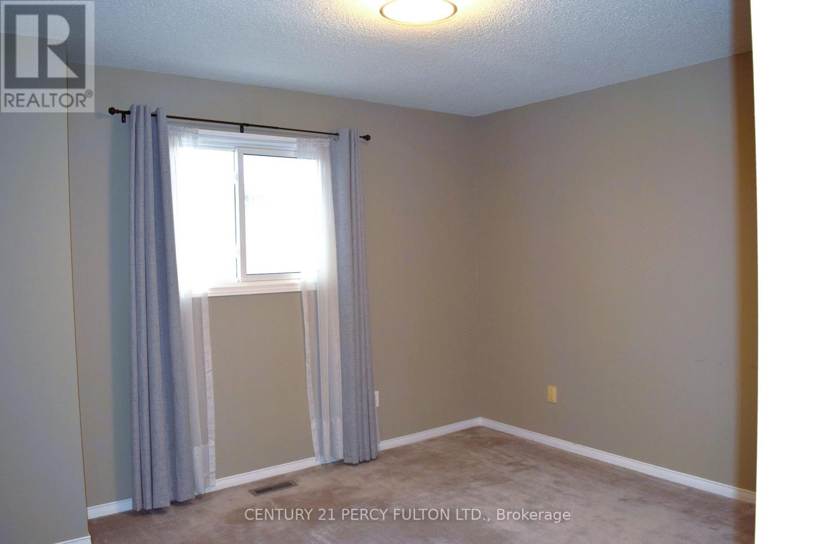 54 Cityview Circle, Barrie, Ontario  L4N 7V1 - Photo 28 - S12318208