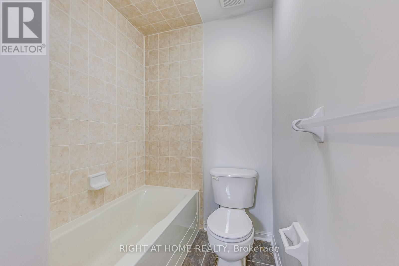 2872 Garnethill Way, Oakville, Ontario  L6M 5E8 - Photo 23 - W12318184