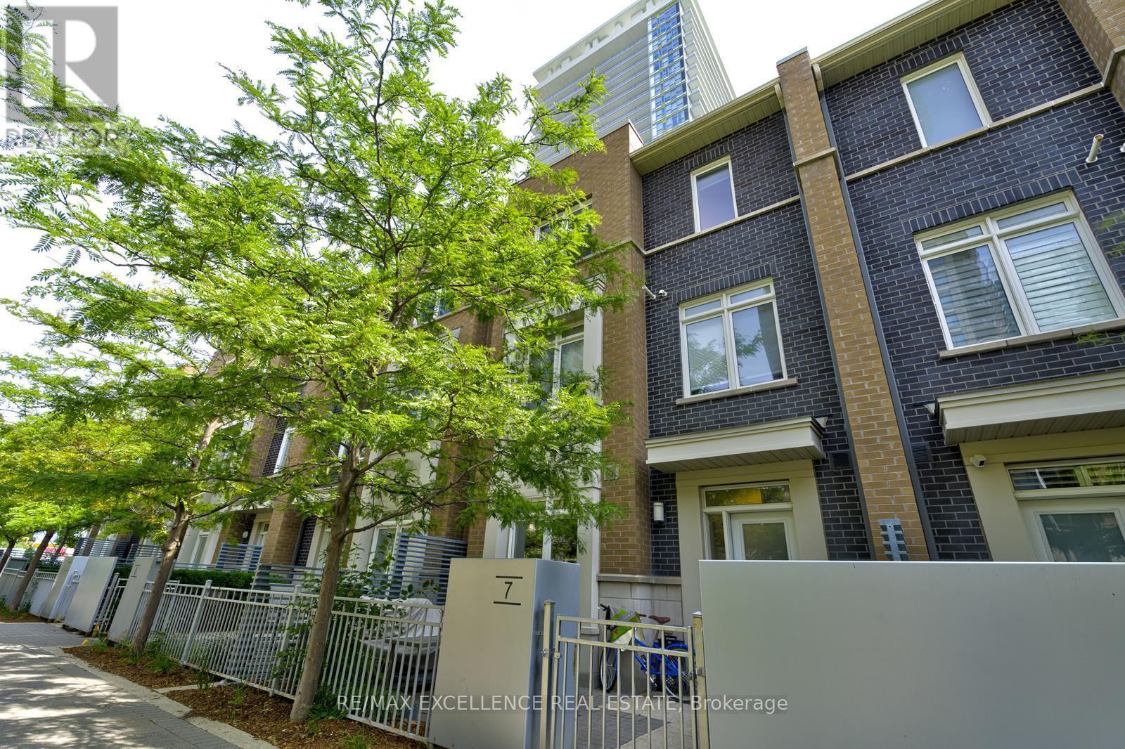 7 - 370 Square One Drive, Mississauga, Ontario  L5B 0E6 - Photo 25 - W12318229