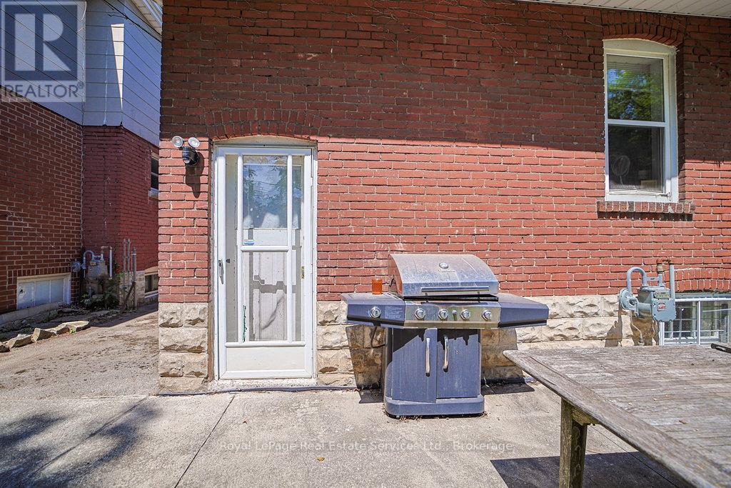 1105 King Street W, Hamilton, Ontario  L8S 1L8 - Photo 37 - X12318293