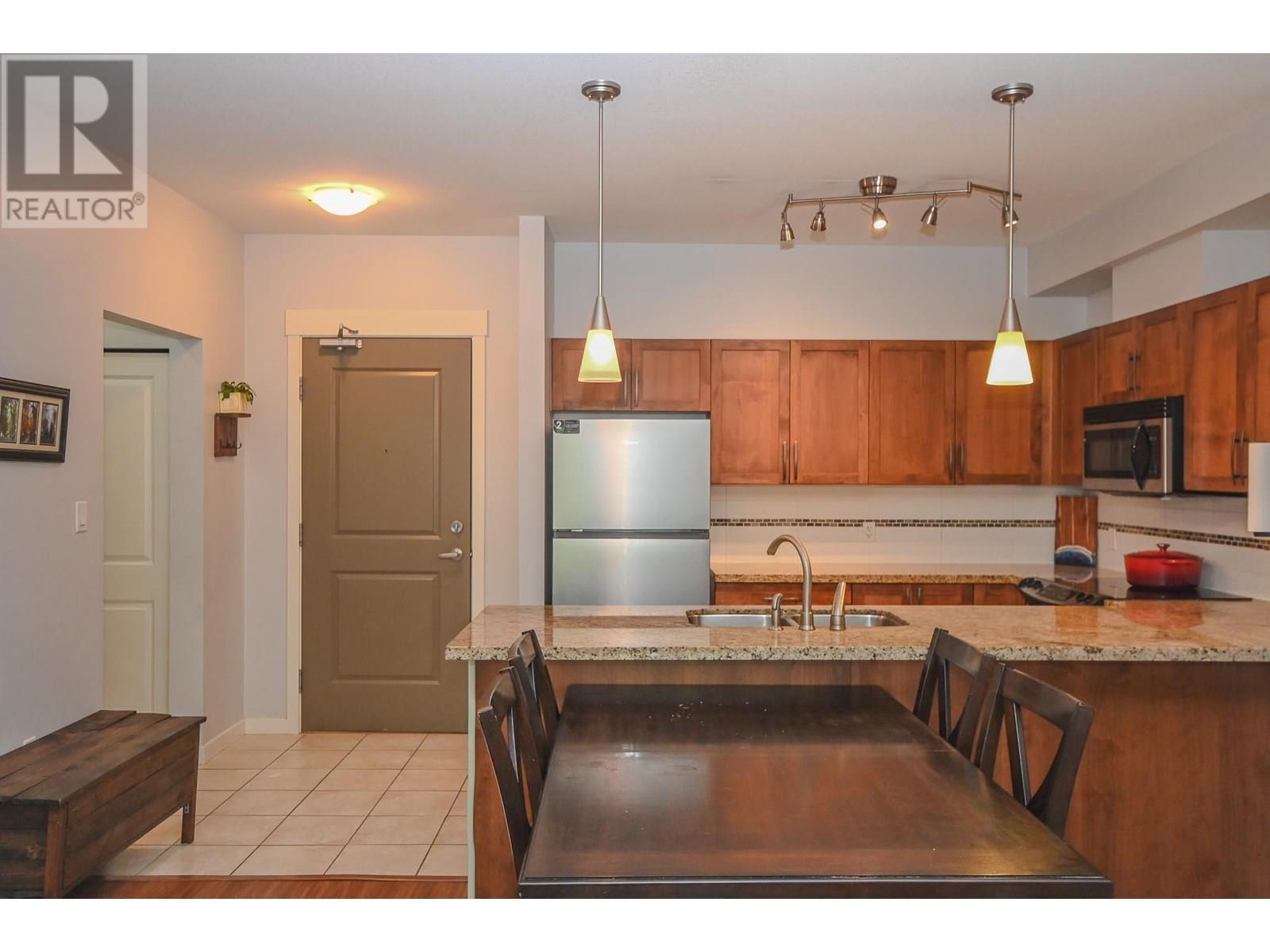 221 12350 Harris Road, Pitt Meadows, British Columbia  V3Y 0C5 - Photo 6 - R3032524