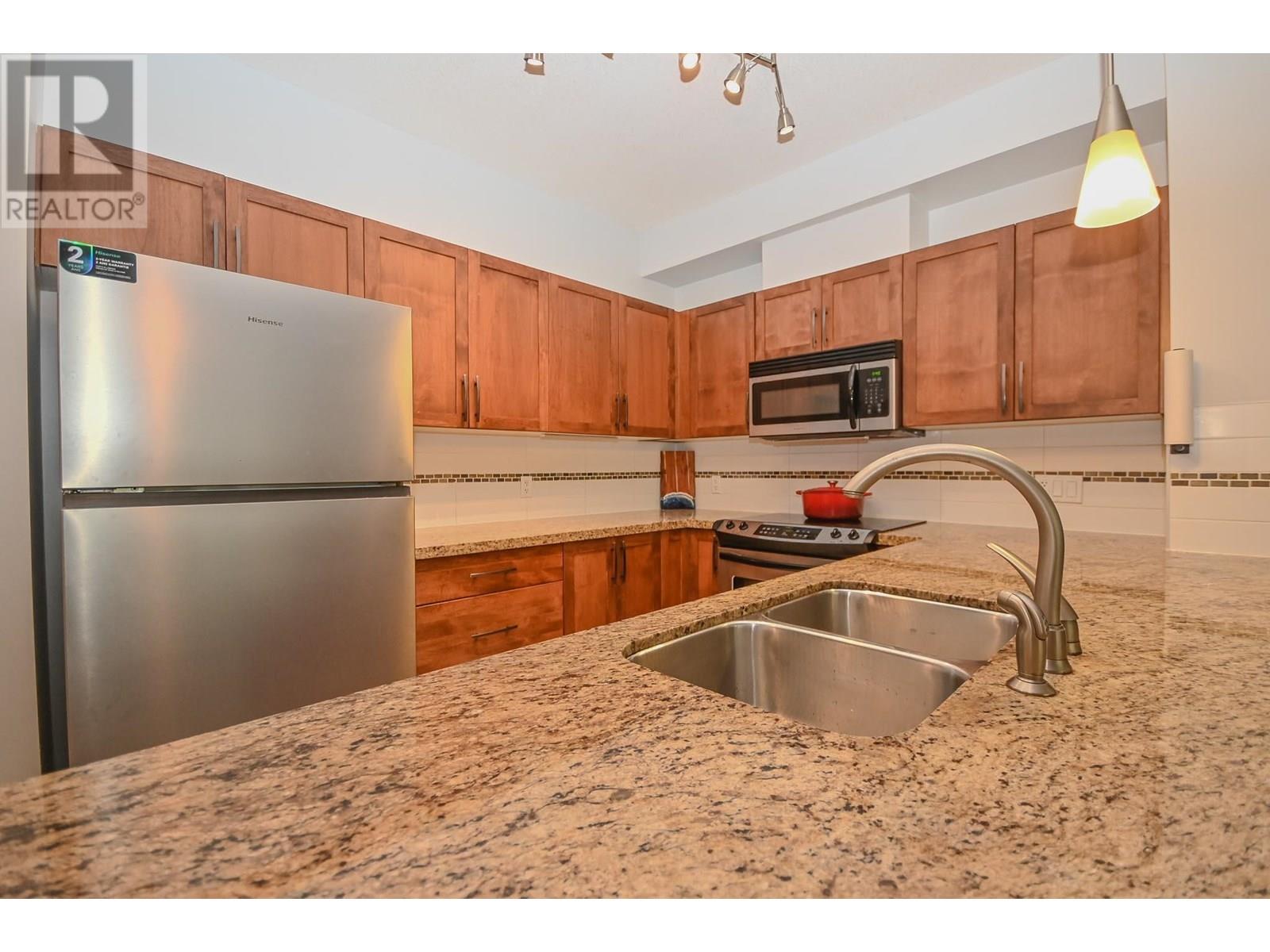 221 12350 Harris Road, Pitt Meadows, British Columbia  V3Y 0C5 - Photo 8 - R3032524