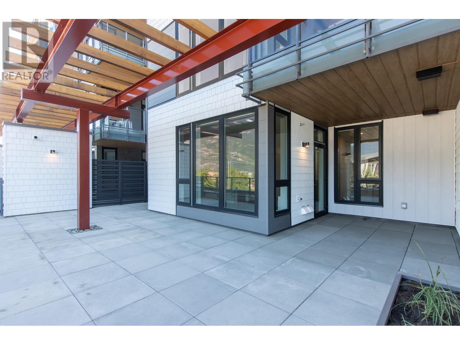 209 1506 SCOTT CRESCENT, Squamish, British Columbia
