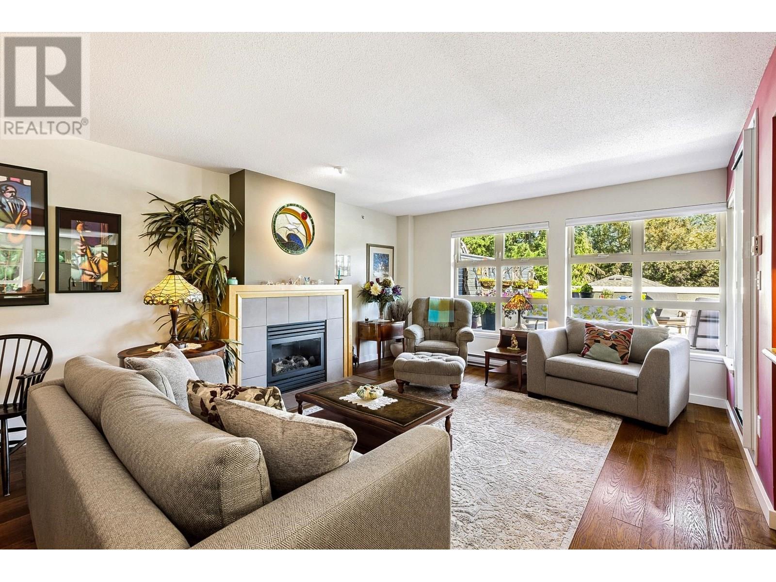 Property at 303 3750 EDGEMONT BOULEVARD image 3