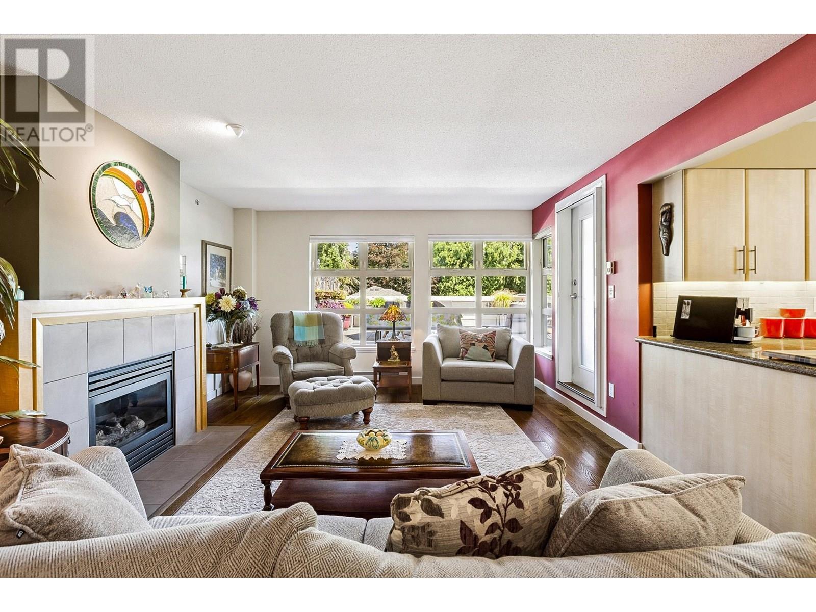 Property at 303 3750 EDGEMONT BOULEVARD image 4