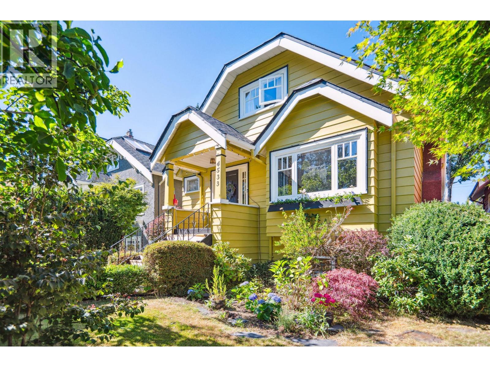 4533 W 8th Avenue, Vancouver, British Columbia  V6R 2A4 - Photo 2 - R3032422