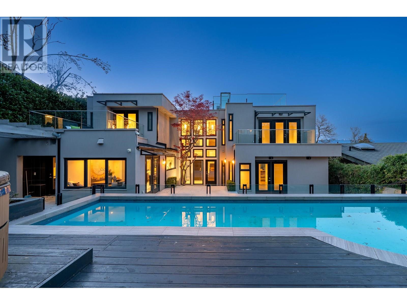 4524 W 1ST AVENUE, Vancouver, British Columbia