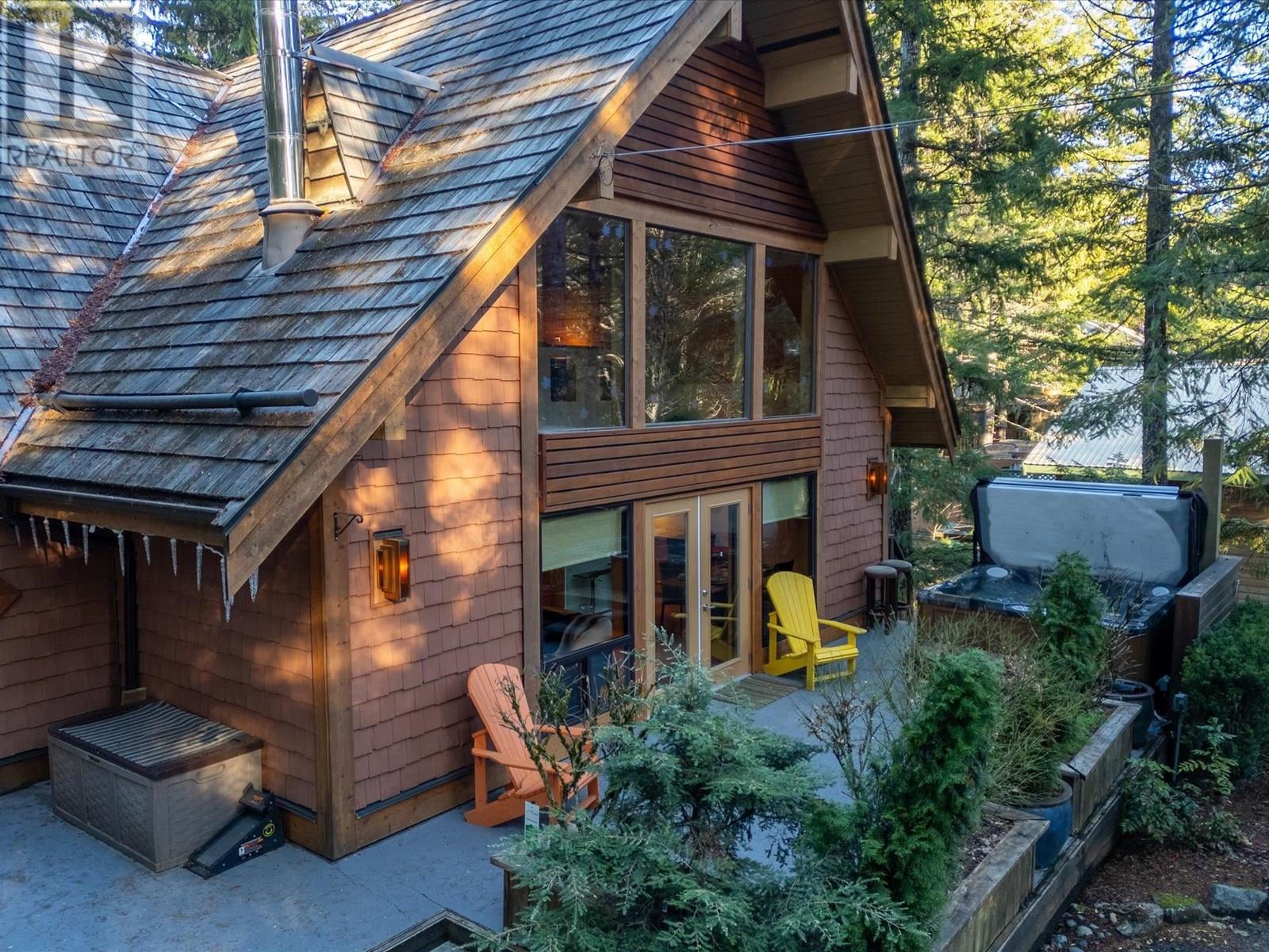 71 Black Tusk Drive, Whistler, British Columbia  V8E 0A1 - Photo 36 - R3032622