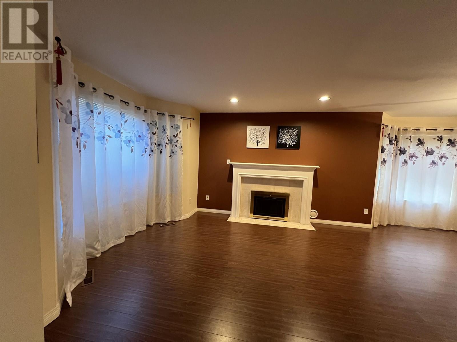 4 8031 GENERAL CURRIE ROAD, Richmond, British Columbia