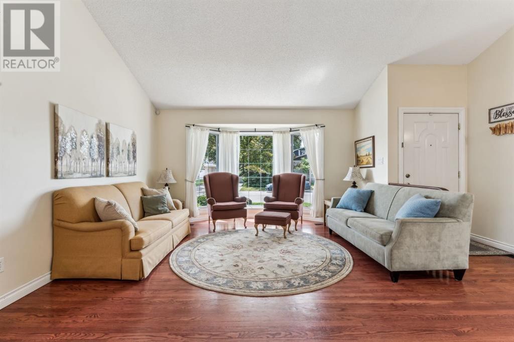 Property at 256 Woodfield Place SW image 5