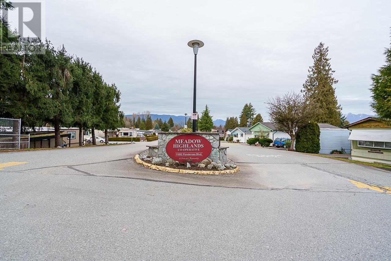 90 19644 PLANETREE LANE, Pitt Meadows, British Columbia
