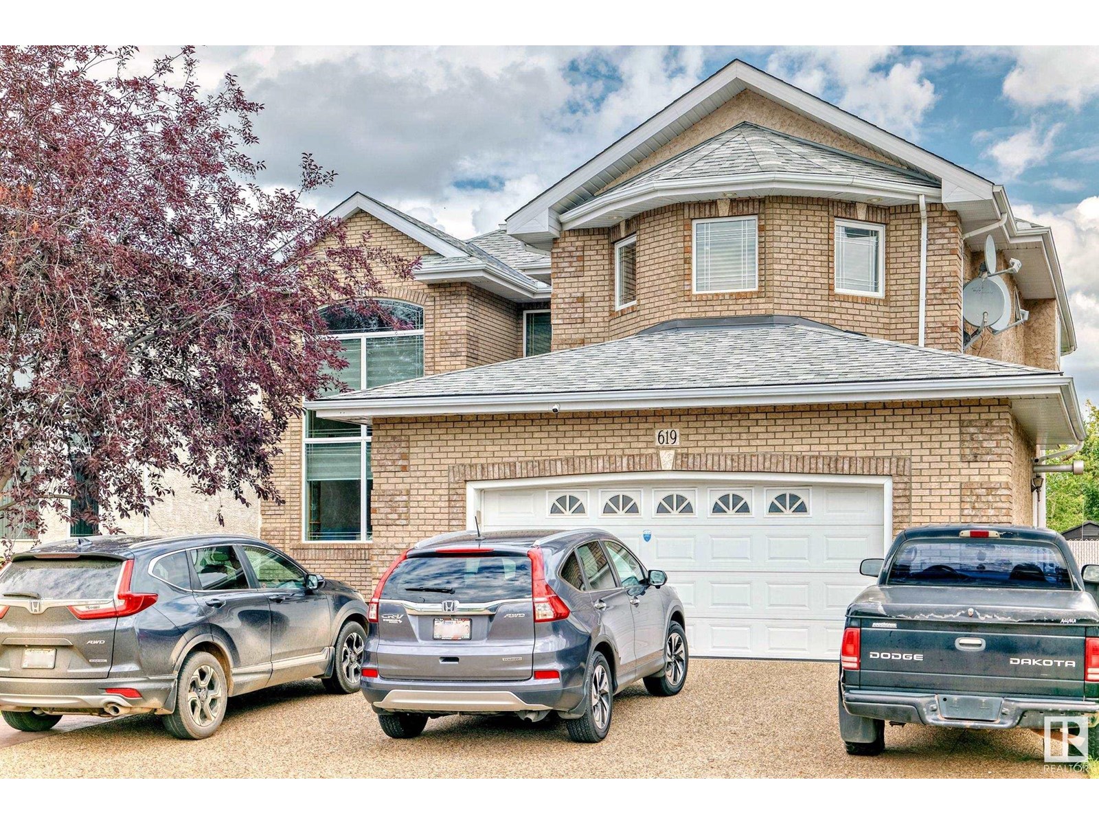 Property at 619 Kulway Place NW image 1