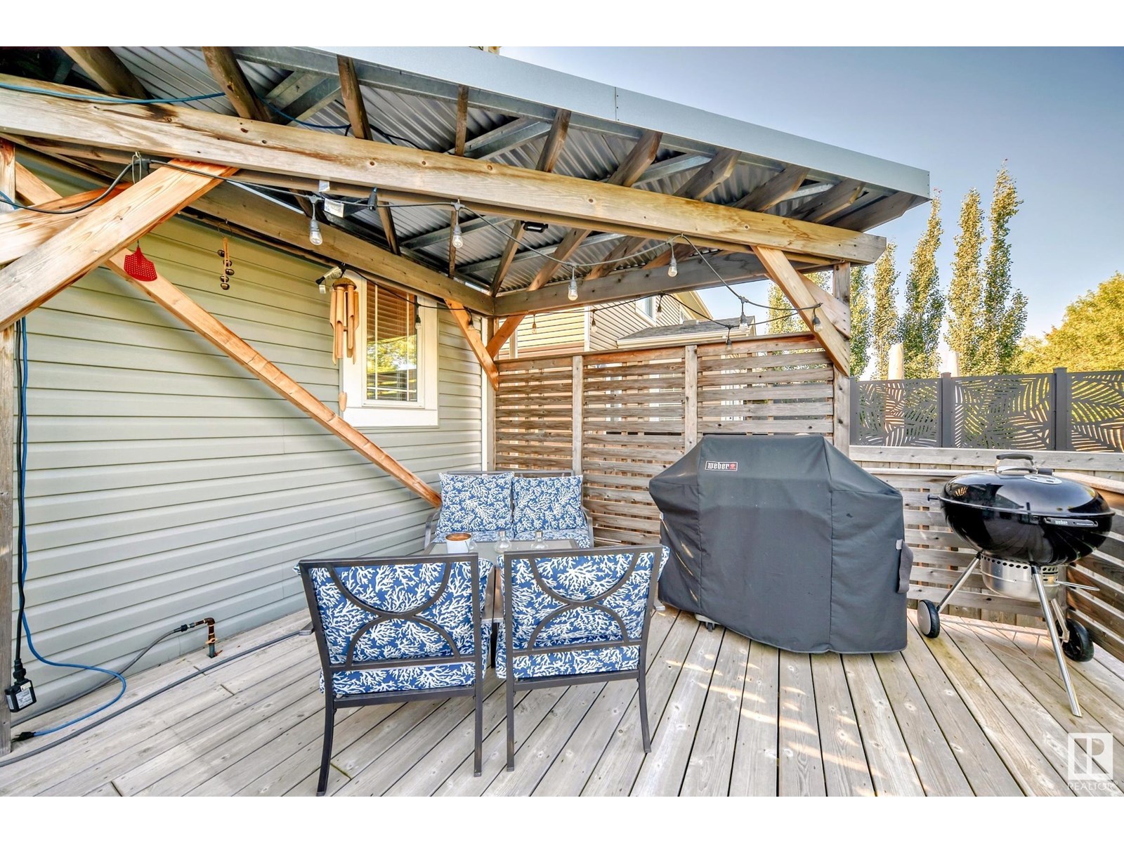 Property at 71 ROSEMOUNT BV image 4