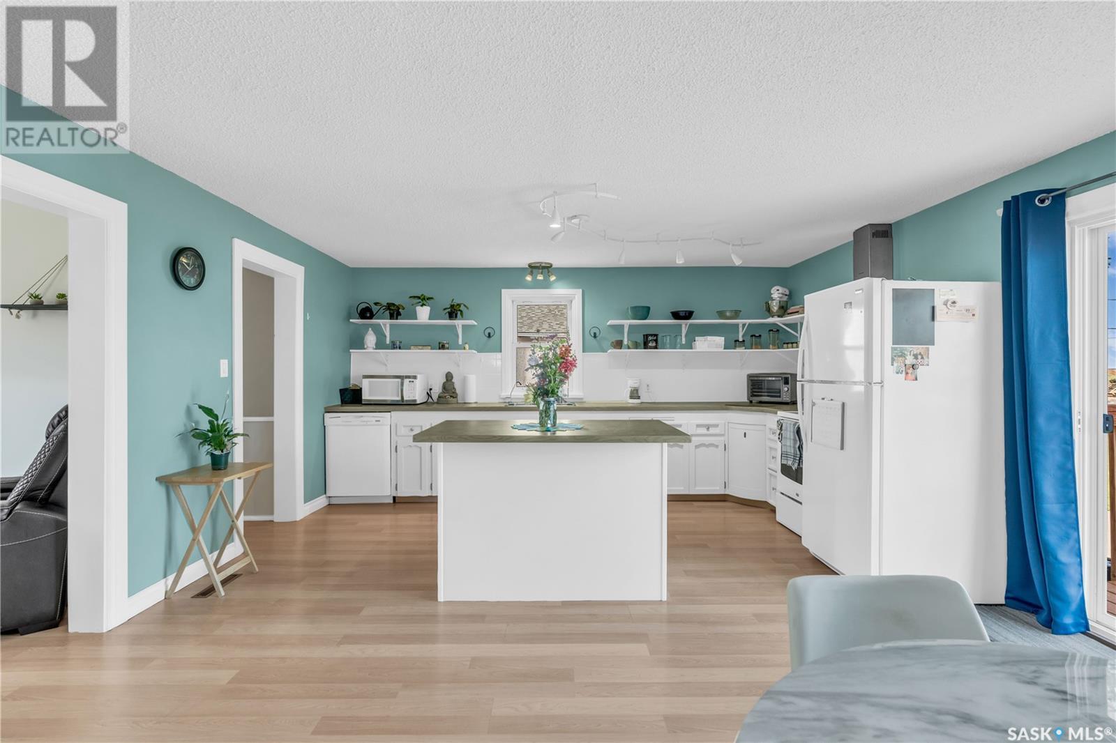 211 6th Avenue W, Gravelbourg, Saskatchewan  S0H 1X0 - Photo 16 - SK014212