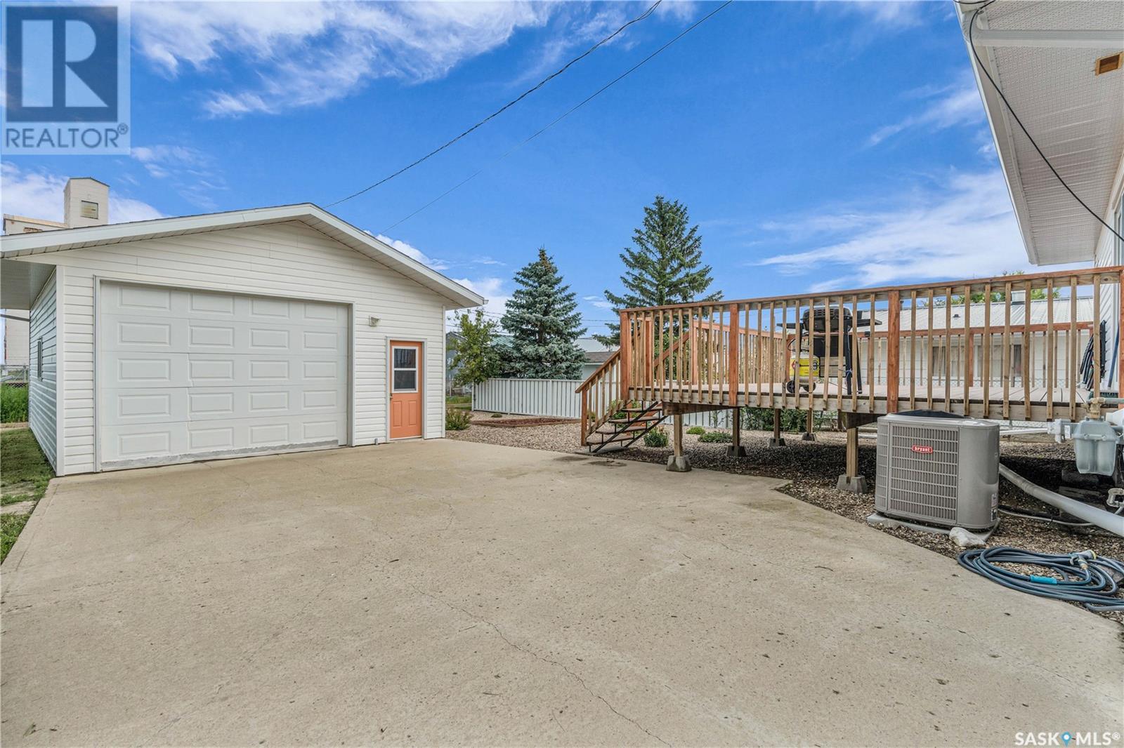 211 6th Avenue W, Gravelbourg, Saskatchewan  S0H 1X0 - Photo 37 - SK014212