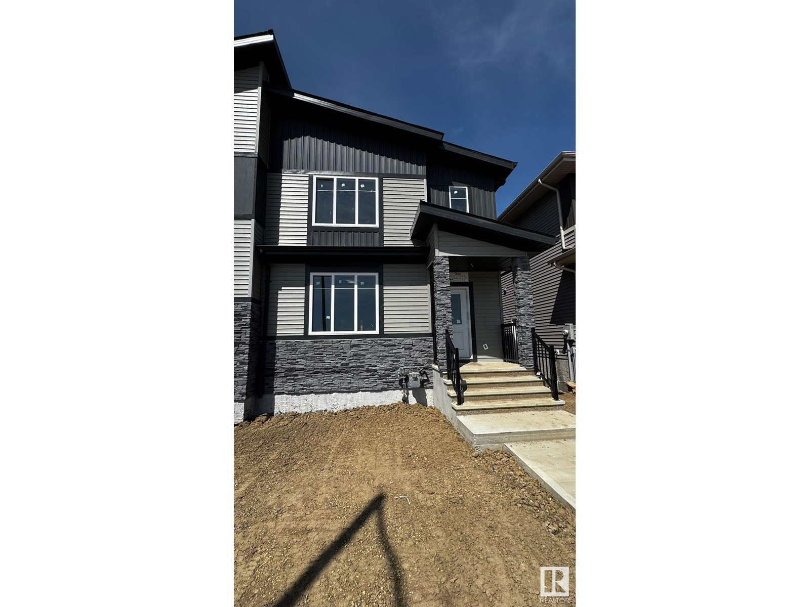 Property at 3610 39 AV image 1