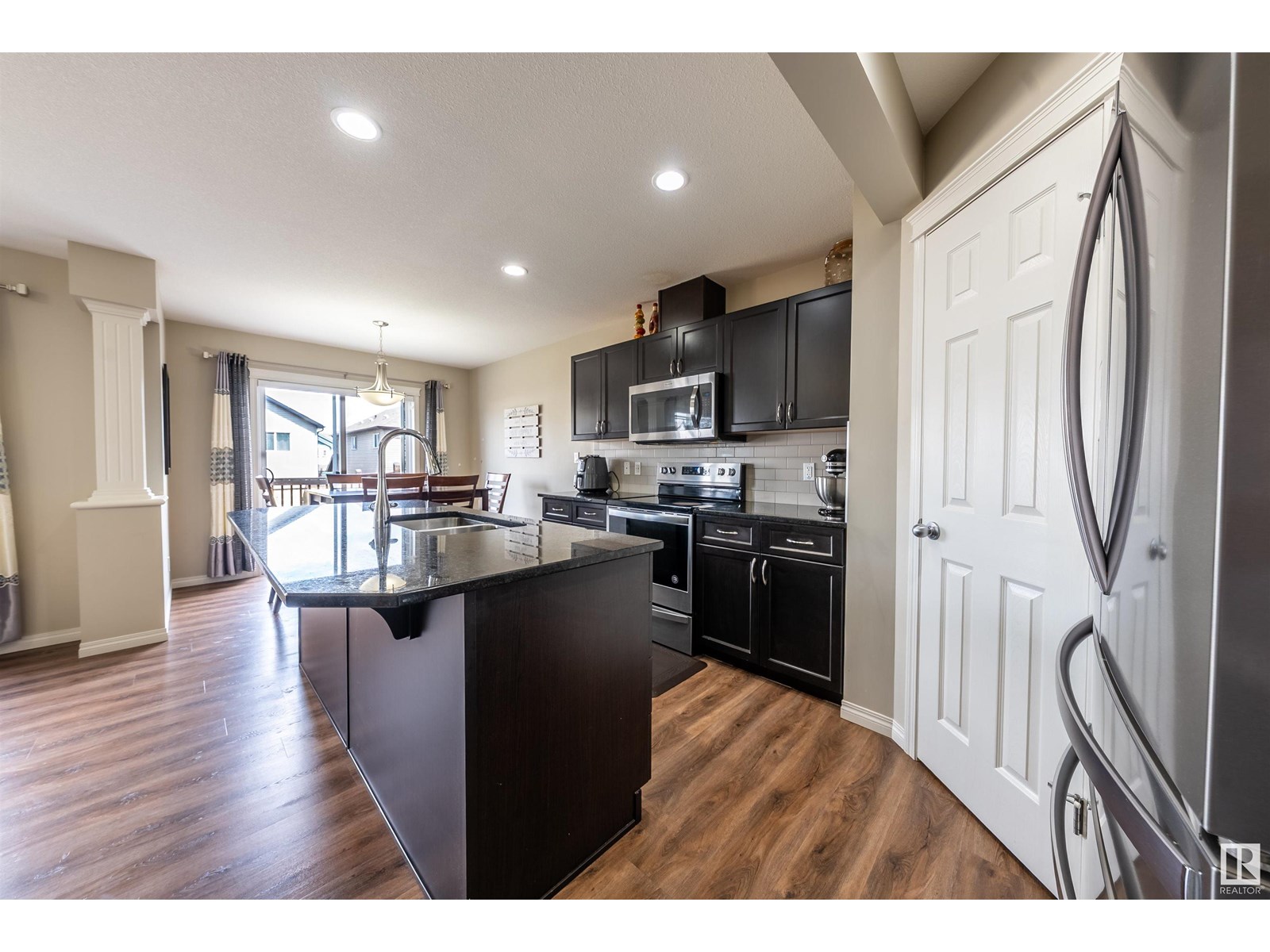 5206 20 Av Sw, Edmonton, Alberta  T6X 1V6 - Photo 11 - E4450633