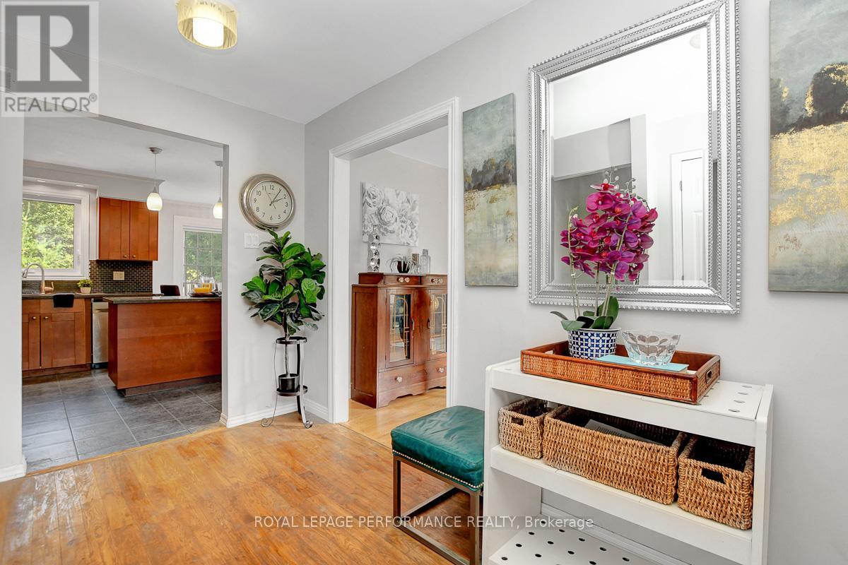 Property at 124 DES PINS STREET image 3