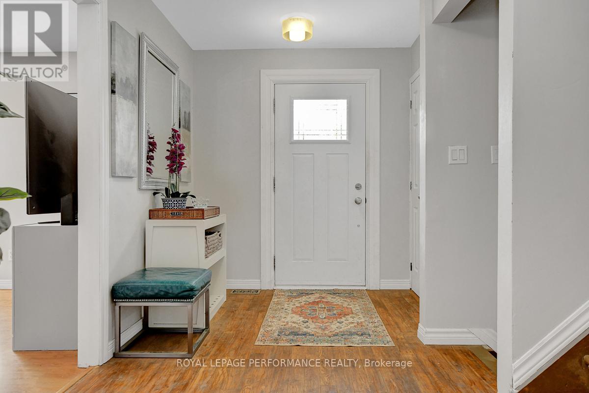 Property at 124 DES PINS STREET image 5