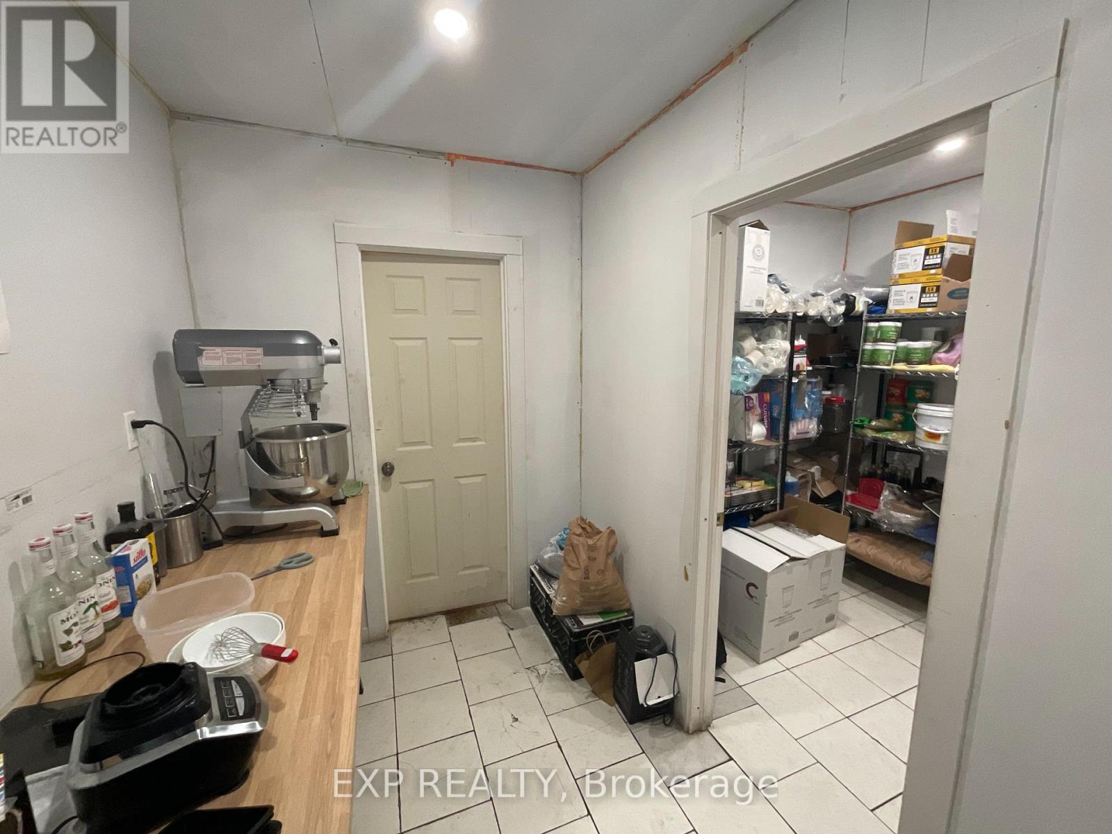 117 Bank Street, Ottawa, Ontario  K1P 5N5 - Photo 15 - X12318349