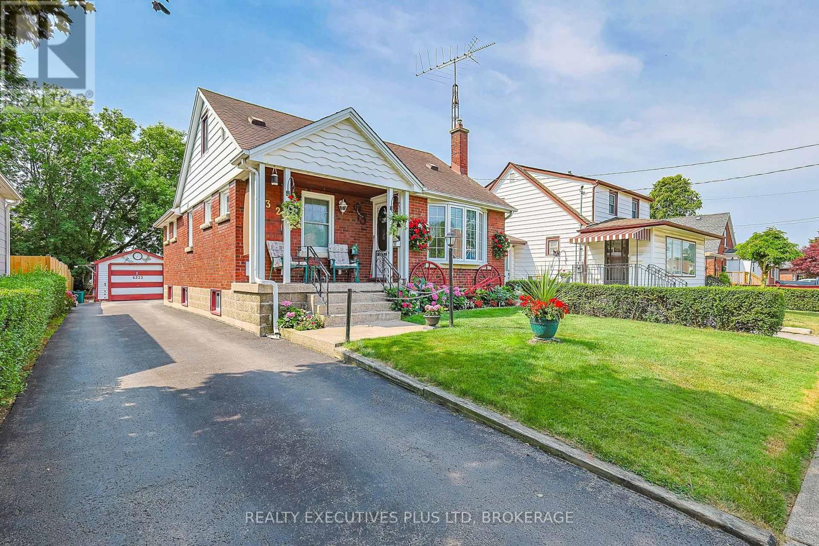 6322 Monroe Street, Niagara Falls, Ontario  L2G 2G8 - Photo 3 - X12318301