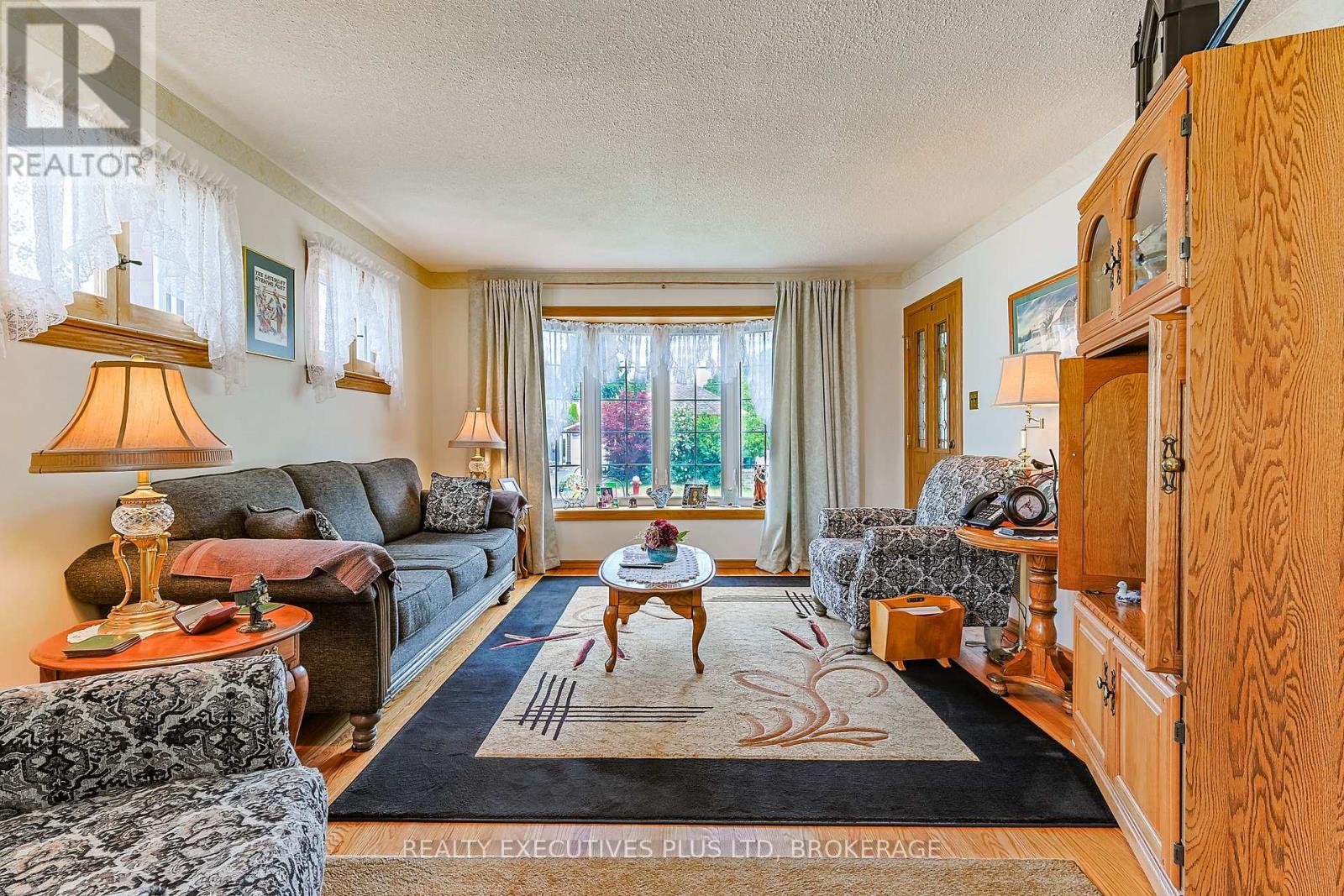 6322 Monroe Street, Niagara Falls, Ontario  L2G 2G8 - Photo 7 - X12318301