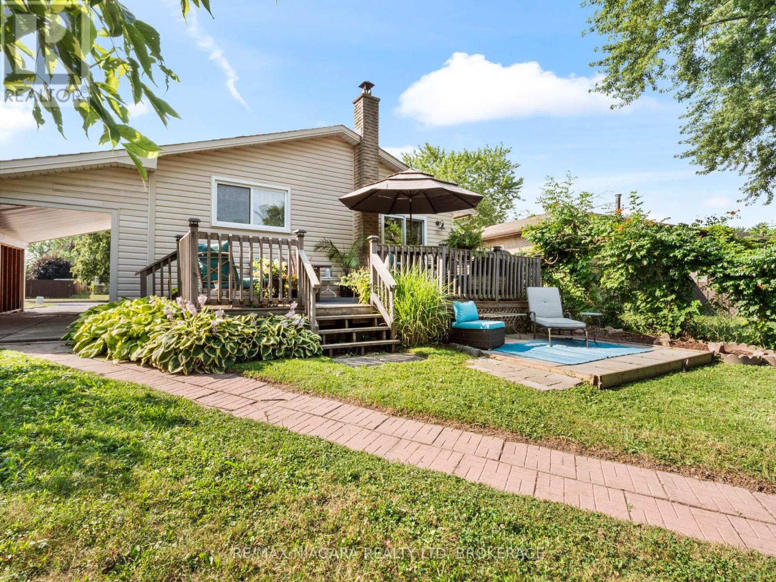 8071 Paddock Trail Drive, Niagara Falls, Ontario  L2H 1W8 - Photo 25 - X12318339