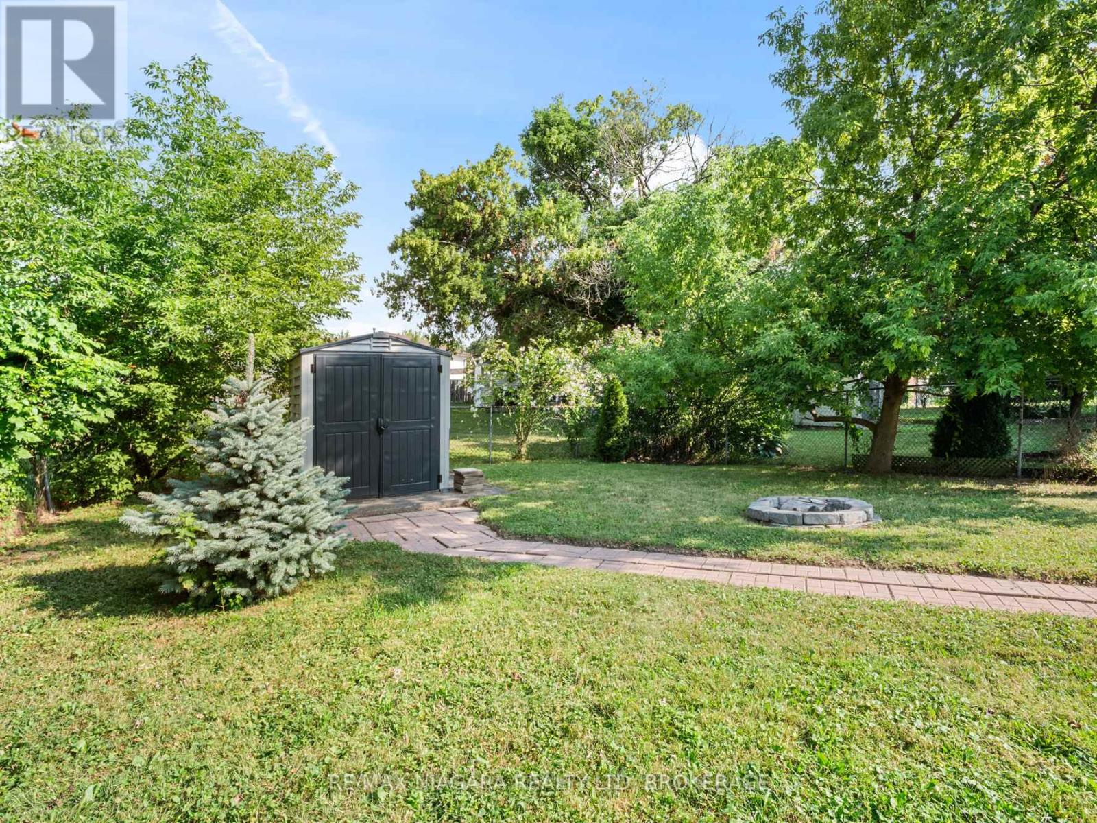 8071 Paddock Trail Drive, Niagara Falls, Ontario  L2H 1W8 - Photo 28 - X12318339