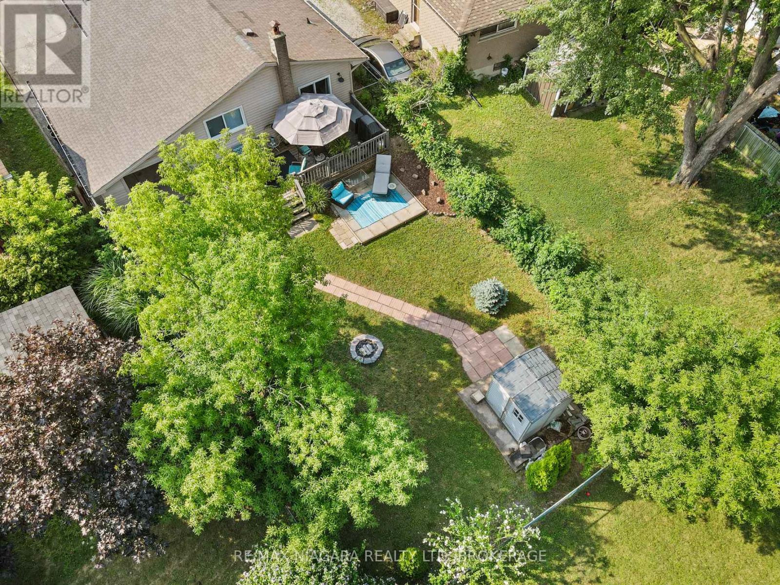 8071 Paddock Trail Drive, Niagara Falls, Ontario  L2H 1W8 - Photo 30 - X12318339