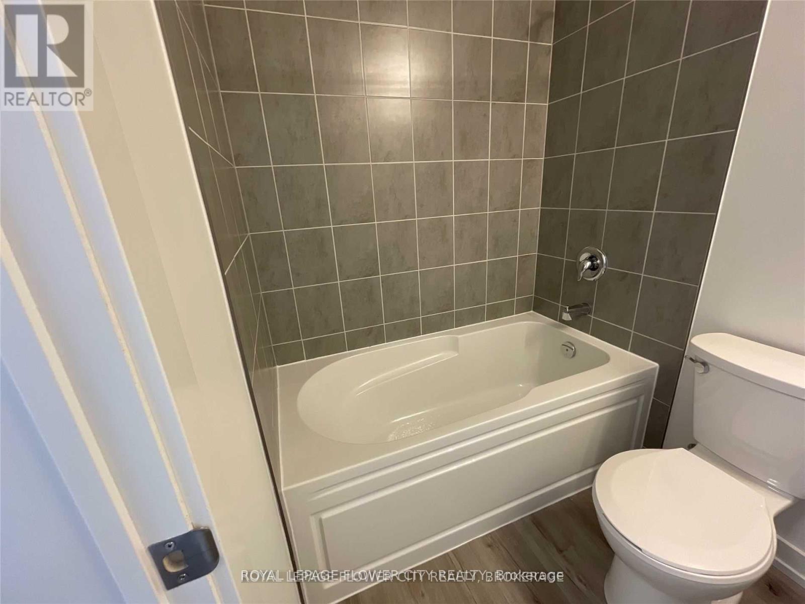 206 - 247 Northfield Drive E, Waterloo, Ontario  N2K 0H1 - Photo 8 - X12318294