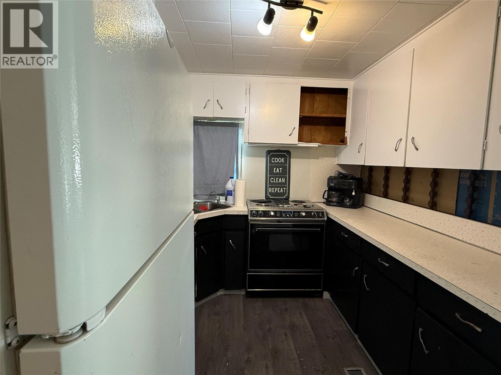 3245 Paris Street Unit# 36, Penticton, British Columbia  V2A 3T9 - Photo 3 - 10357676