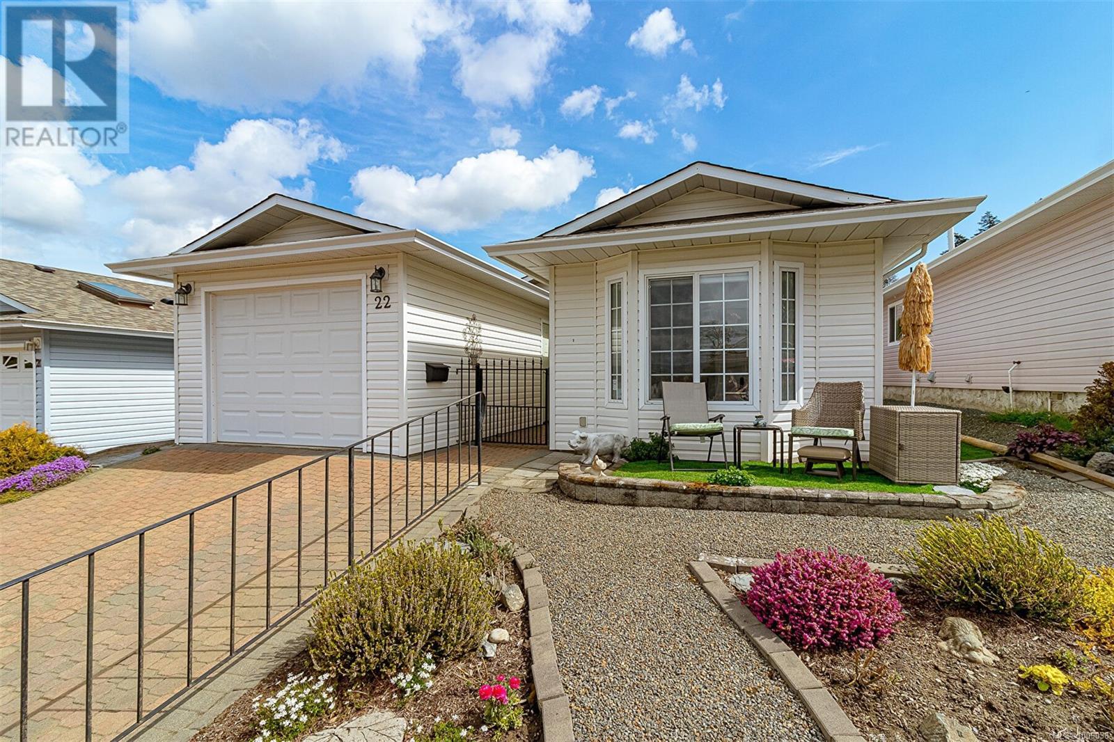 Property at 22 Eagle Lane image 2
