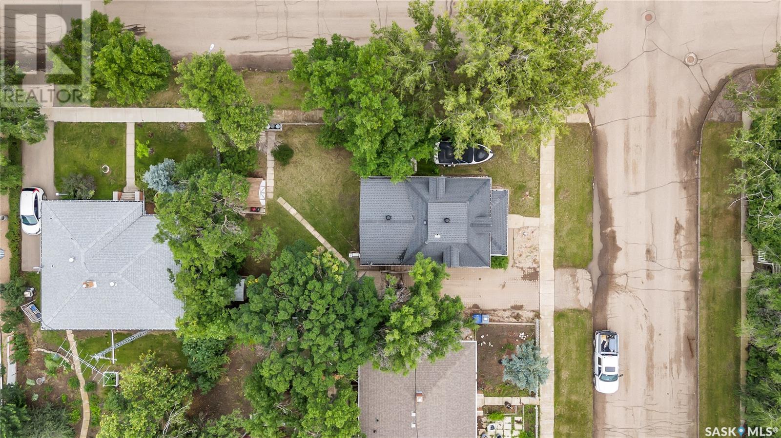 200 3rd Avenue W, Gravelbourg, Saskatchewan  S0H 1X0 - Photo 44 - SK014245
