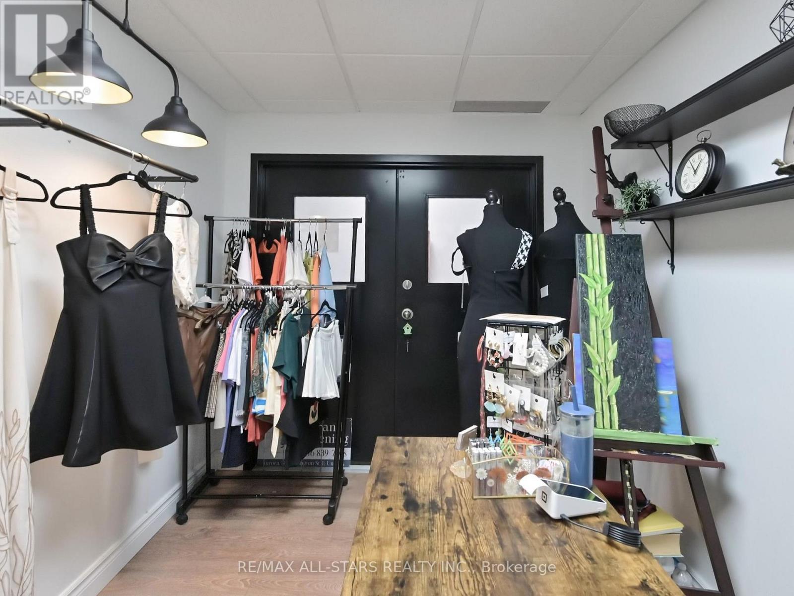 3a - 38 Wellington Street E, Aurora, Ontario  L4G 1H5 - Photo 11 - N12318303
